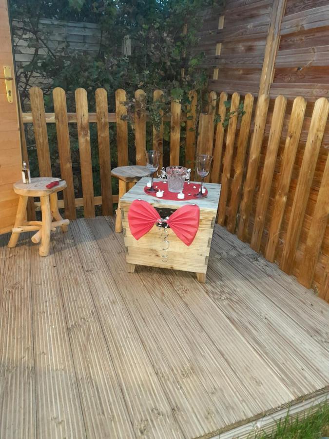 Cabane Enchantee Carpentras Bagian luar foto