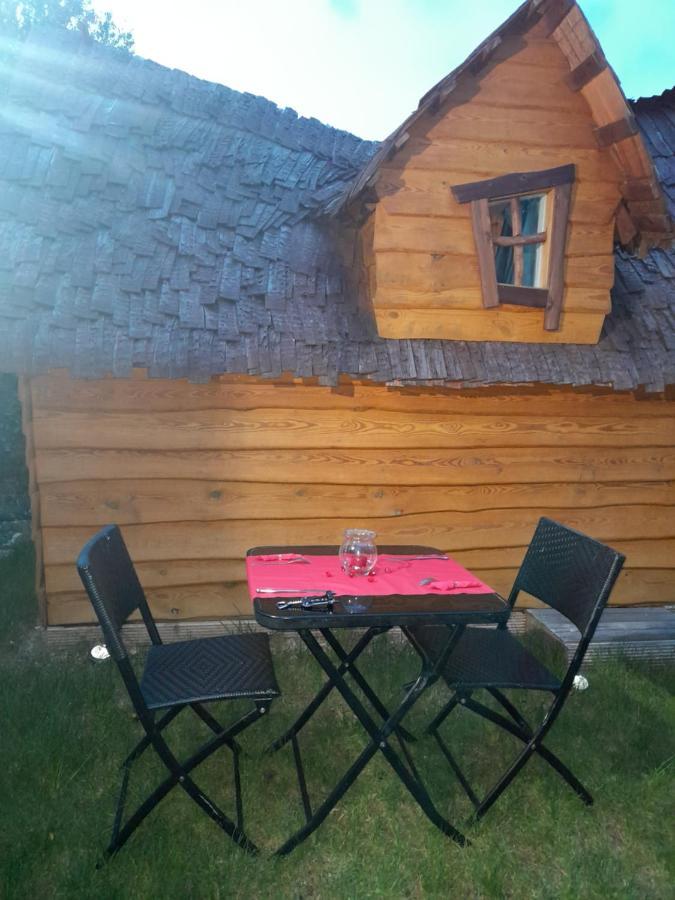 Cabane Enchantee Carpentras Bagian luar foto